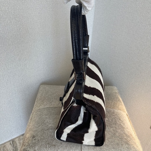 VALENTINO Black & White ZEBRA Print Handbag, - Picture 4 of 13